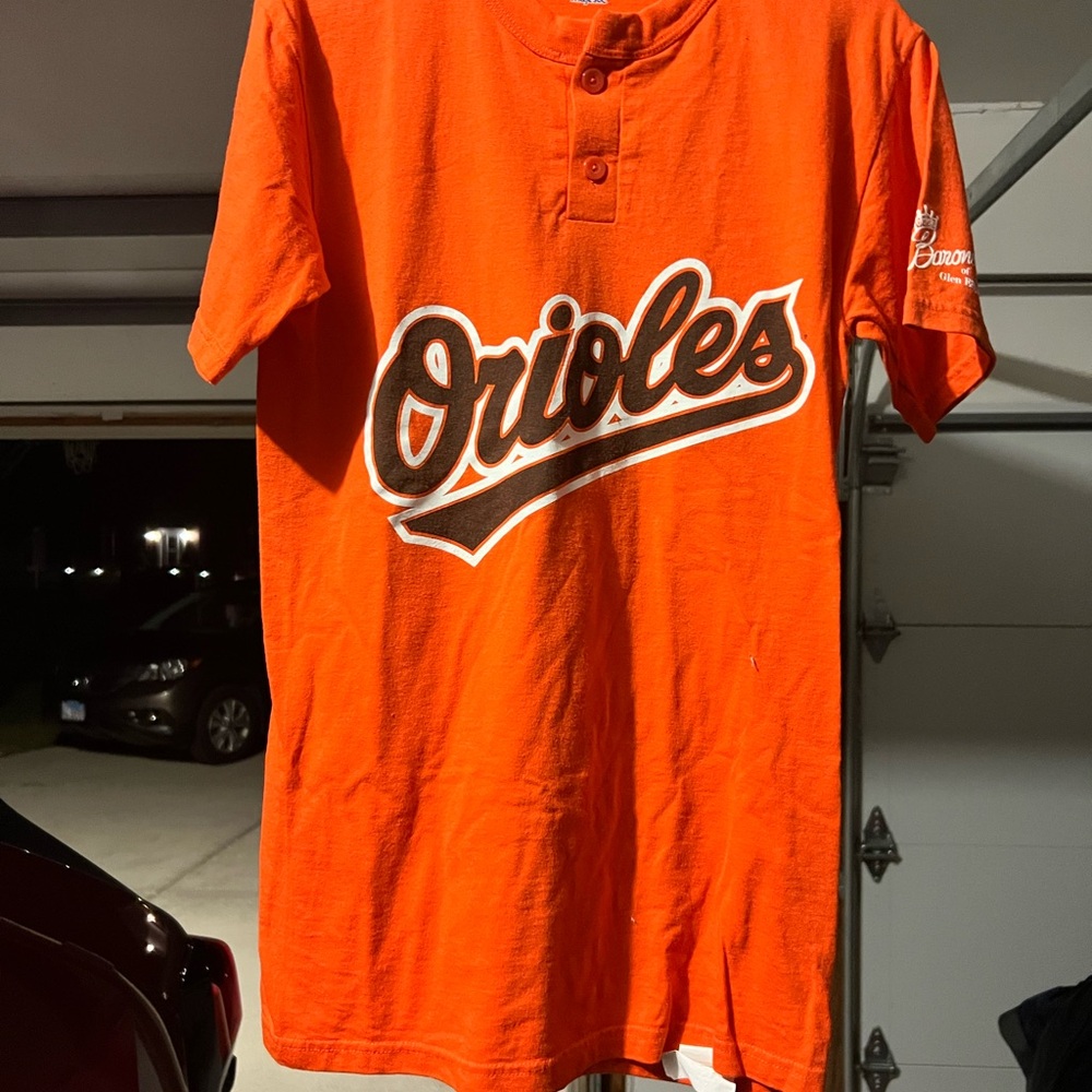 Orange Baltimore Orioles T-Shirt size small